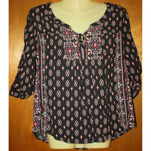 American Rag Aztec Print Blouse Roll Up Sleeves Black Red Button Front Sz S GUC